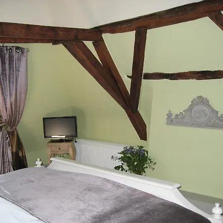 Russell House Bed & Breakfast